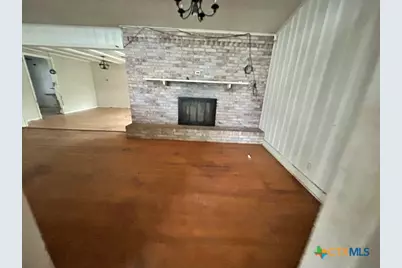 702 E Mesquite Lane, Victoria, TX 77901 - Photo 7