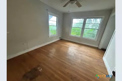 702 E Mesquite Lane, Victoria, TX 77901 - Photo 15