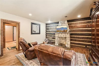 190 Private Road 3011, Lampasas, TX 76550 - Photo 17