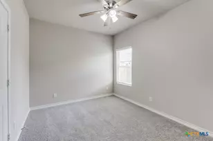 228 W Martindale, Seguin, TX 78155 - Photo 19