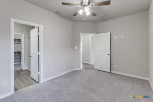 228 W Martindale, Seguin, TX 78155 - Photo 17