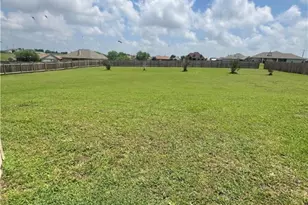 8407 Shaw Rd, Rogers, TX 76569 - Photo 5