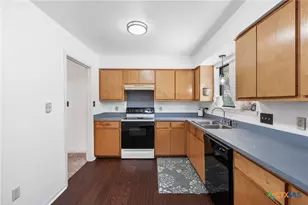 1405 Oak Park Ln, Salado, TX 76571 - Photo 11