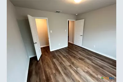 724 Stonemanor, Seguin, TX 78155 - Photo 23