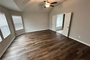 724 Stonemanor, Seguin, TX 78155 - Photo 11