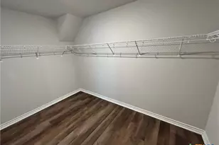 724 Stonemanor, Seguin, TX 78155 - Photo 13