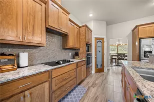 1947 N Hwy 183, Lampasas, TX 76550 - Photo 7