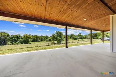 1947 N Highway 183, Lampasas, TX 76550 - Photo 29