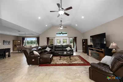 1273 Via Principale, New Braunfels, TX 78132 - Photo 5