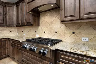 1273 Via Principale, New Braunfels, TX 78132 - Photo 9