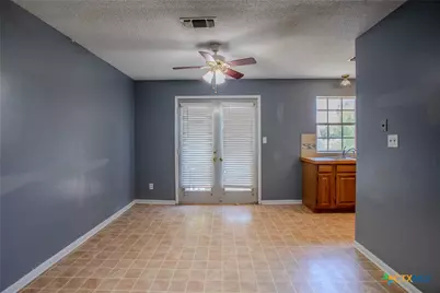 204 Westwood Street #B, Victoria, TX 77901 - Photo 7
