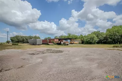 13644 US 87 N, Victoria, TX 77904 - Photo 9