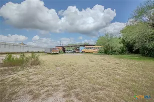 13644 US 87 N, Victoria, TX 77904 - Photo 11