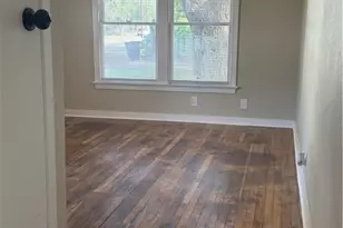 1311 E Park Ave, Victoria, TX 77901 - Photo 13