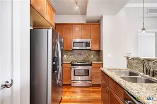 7342 Oak Manor Dr, San Antonio, TX 78229 - Photo 11