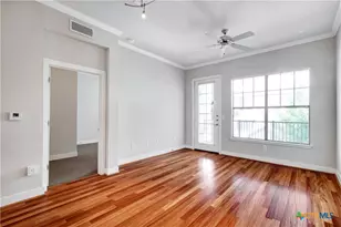 7342 Oak Manor Dr, San Antonio, TX 78229 - Photo 5