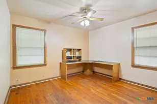 205 W Walker Ave, Temple, TX 76501 - Photo 15