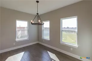 221 Colonial Ln, La Vernia, TX 78121 - Photo 13