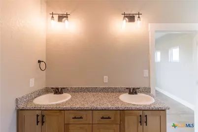 221 Colonial Lane, La Vernia, TX 78121 - Photo 17