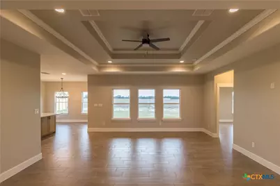 221 Colonial Lane, La Vernia, TX 78121 - Photo 7