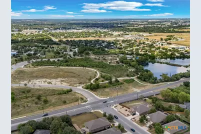 2122 Dove Crossing Drive, New Braunfels, TX 78130 - Photo 35