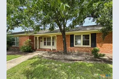 700 Park Street, Gatesville, TX 76528 - Photo 3