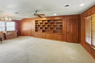 700 Park St, Gatesville, TX 76528 - Photo 9