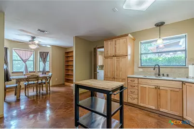 560 Bluff Ridge Court, New Braunfels, TX 78132 - Photo 9