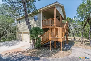 560 Bluff Ridge Ct, New Braunfels, TX 78132 - Photo 37