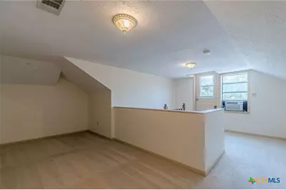 560 Bluff Ridge Court, New Braunfels, TX 78132 - Photo 25