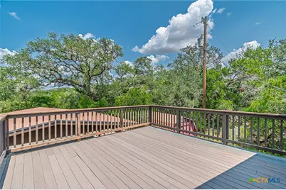 560 Bluff Ridge Court, New Braunfels, TX 78132 - Photo 27