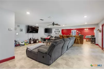 219 Burt, Yoakum, TX 77995 - Photo 9