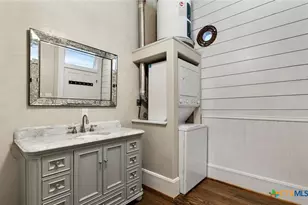 202 N LBJ Dr, San Marcos, TX 78666 - Photo 5