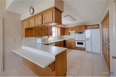 2745 Holub Road, Schulenburg, TX 78956 - Photo 15