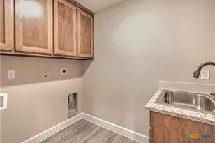 2624 Cowgirl Trl, Belton, TX 76513 - Photo 21