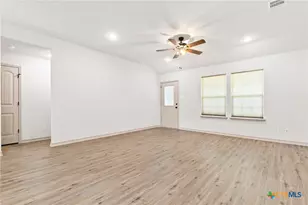 1407 Mill St, Gatesville, TX 76528 - Photo 15