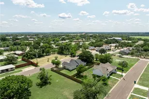 1407 Mill St, Gatesville, TX 76528 - Photo 29