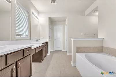 2746 Sueno Point, San Antonio, TX 78245 - Photo 17