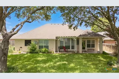 322 Green Gable Drive, Victoria, TX 77904 - Photo 3