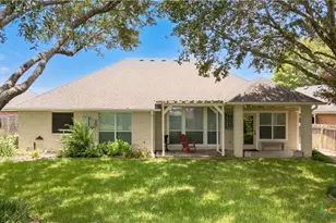 322 Green Gable Dr, Victoria, TX 77904 - Photo 3