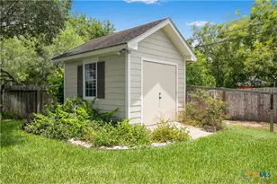 322 Green Gable Dr, Victoria, TX 77904 - Photo 25