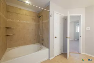 1319 Pecan Station, San Antonio, TX 78258 - Photo 19