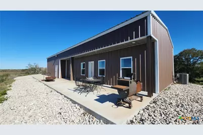 2224 Levee Road, Bloomington, TX 77951 - Photo 3