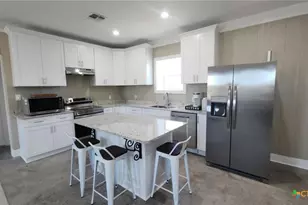 2224 Levee Rd, Bloomington, TX 77951 - Photo 7