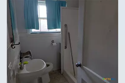 502 N Boundary Street, Burnet, TX 78611 - Photo 11