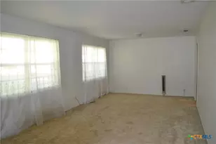 2202 S 53rd St, Temple, TX 76504 - Photo 3