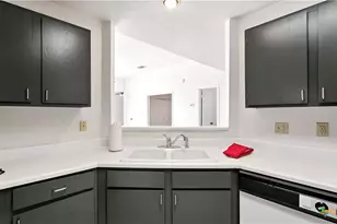 8 Oak Villa Rd, Canyon Lake, TX 78133 - Photo 5