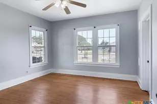 404 Fennimore St, Gatesville, TX 76528 - Photo 3