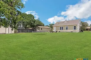 404 Fennimore St, Gatesville, TX 76528 - Photo 7