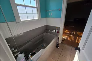 404 Fennimore St, Gatesville, TX 76528 - Photo 11